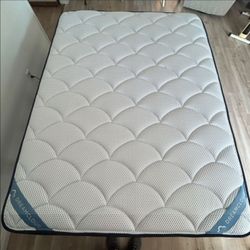 🛏️ DreamCloud Premier Hybrid Mattress – Queen Size