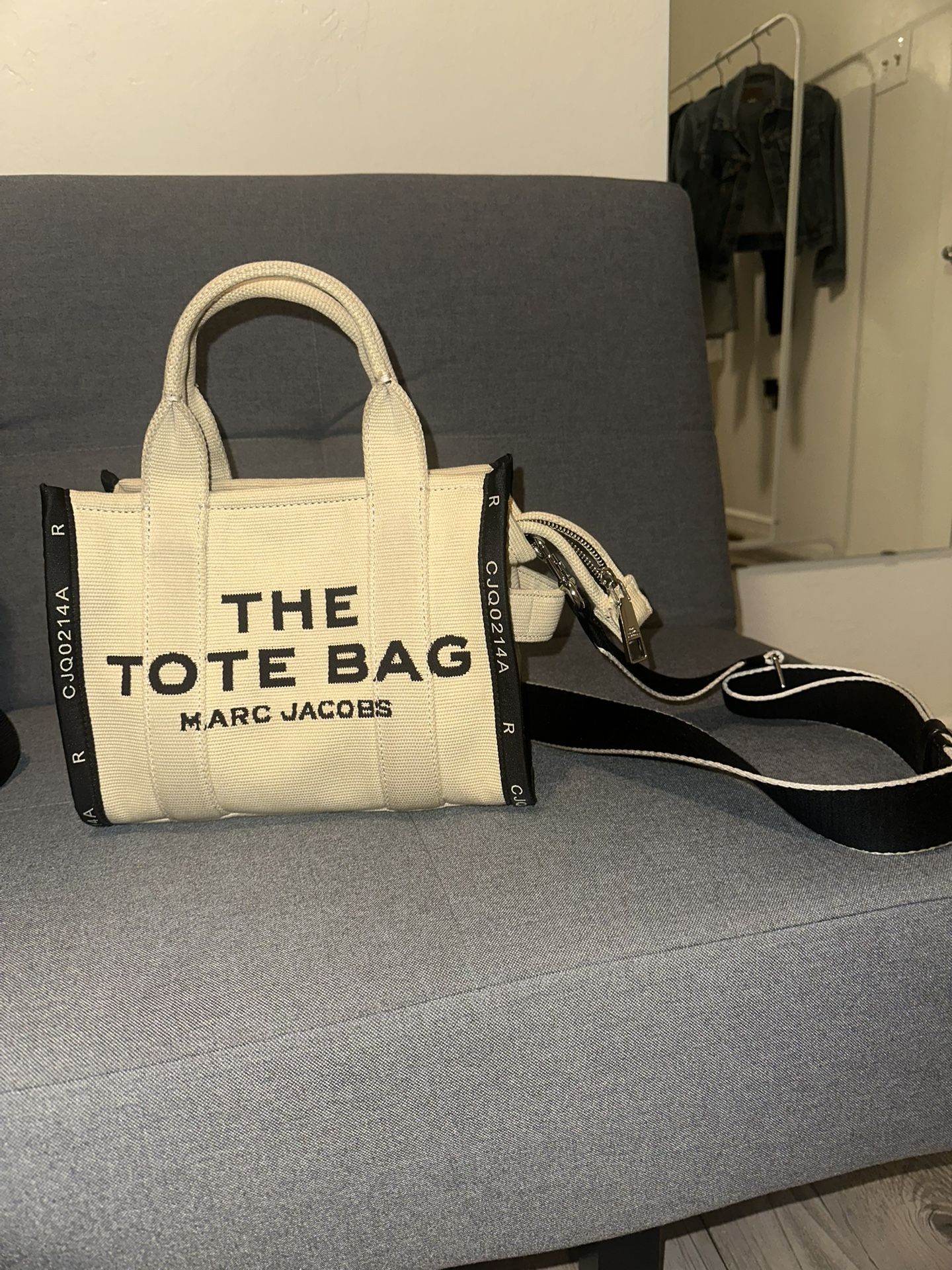 Marc Jacob’s tote bag