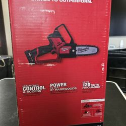 Milwaukee M12 FUEL Brushless Cordless 6 in. HATCHET Pruning Saw Kit, comes with 4.0 Ah Battery and Charger