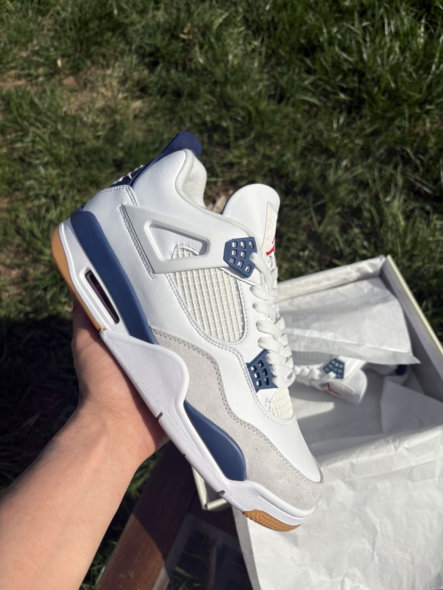 Jordan Retro 4 Navy SB (Size 9 Men’s)