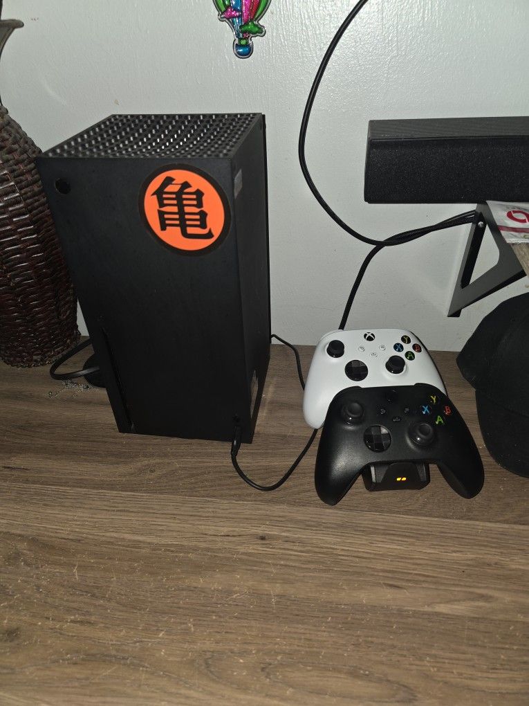 Xbox X With Charger Station Plus Controller 