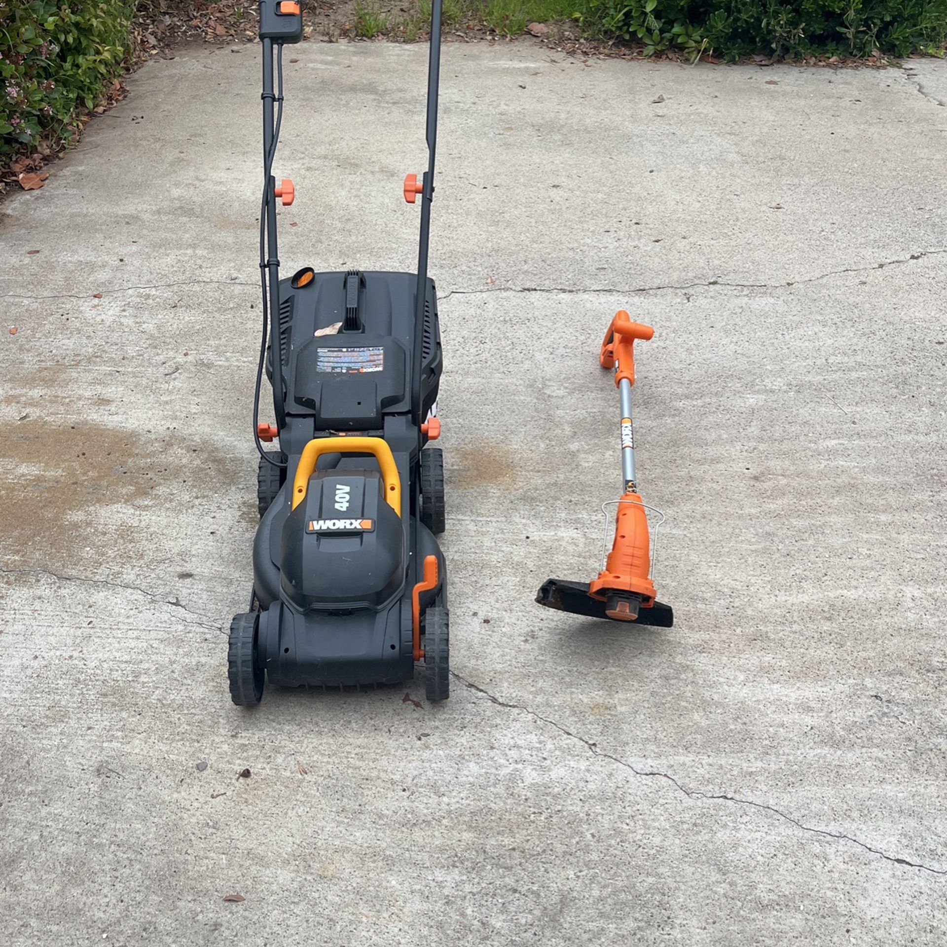 Worx Lawnmower And Weed Whacker