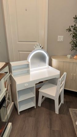 Kids Vanity Table Set with LED Mirror and Chair