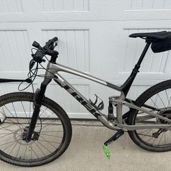 Trek Top Fuel 9.7 NX