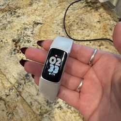 Fitbit Charge 6