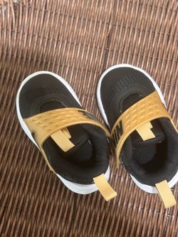 Nike shoes 6C