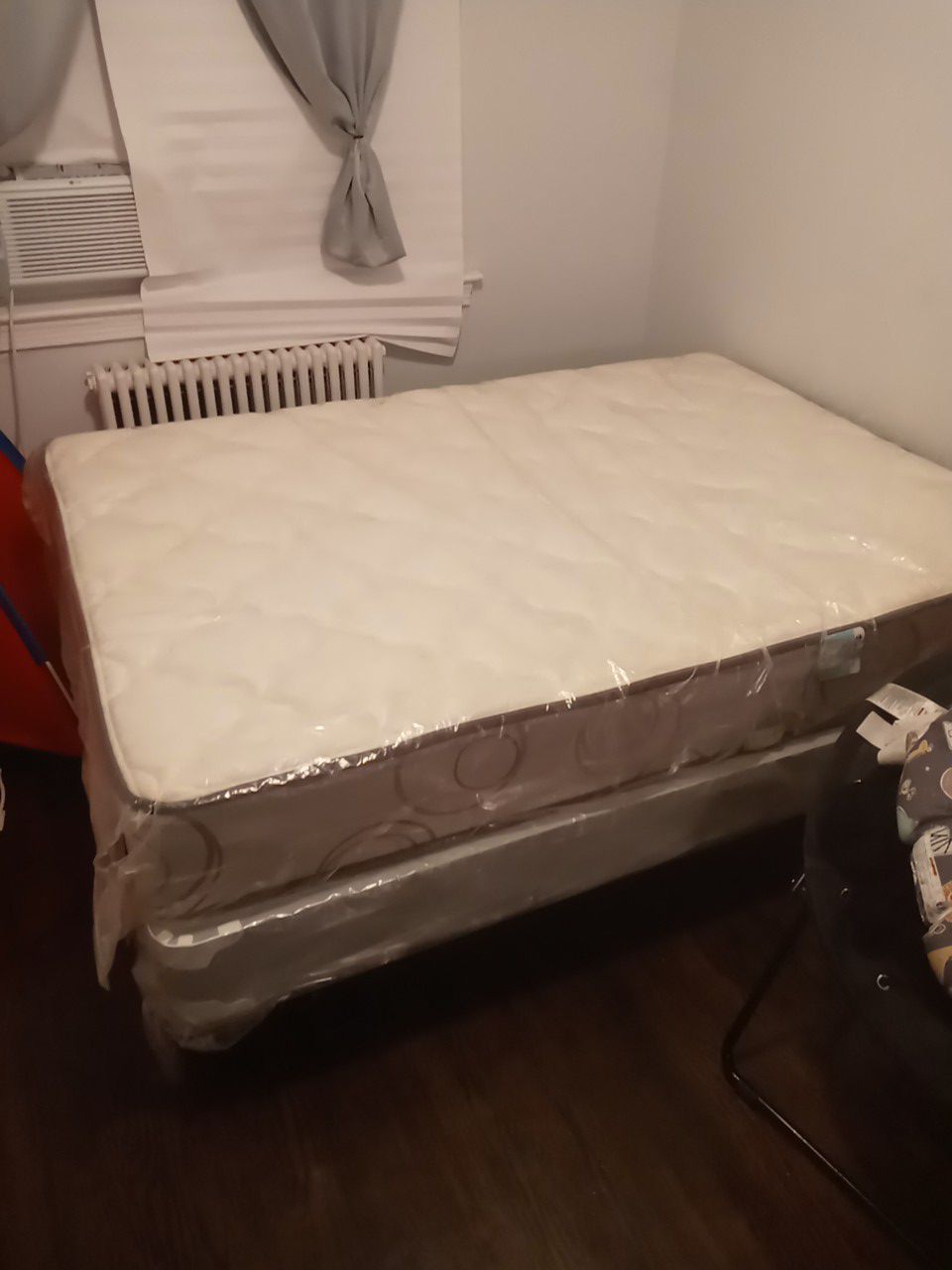 Full size bed with/ bed base. The whole set.
