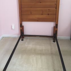 Vaughan Bassett Twin Headboard & Rails 