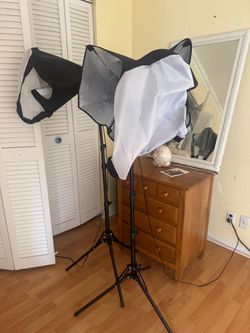 (2) Softbox LED light set