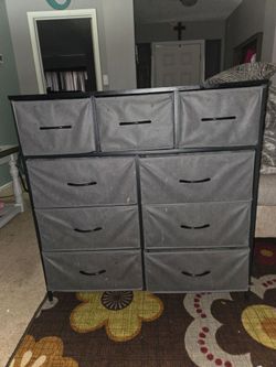 Dresser