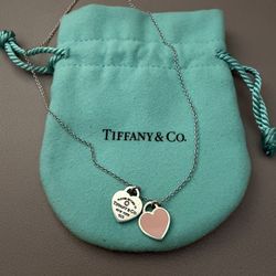 Return To Tiffany Pink Double Heart with Diamond