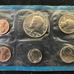1972 US Mint Set Kennedy Half Dollar