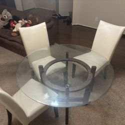 Dressers and dining tables make me offer, I just want to get rid of it