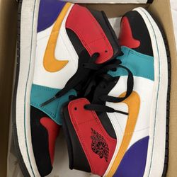 Air Jordan Mids Size 7.5