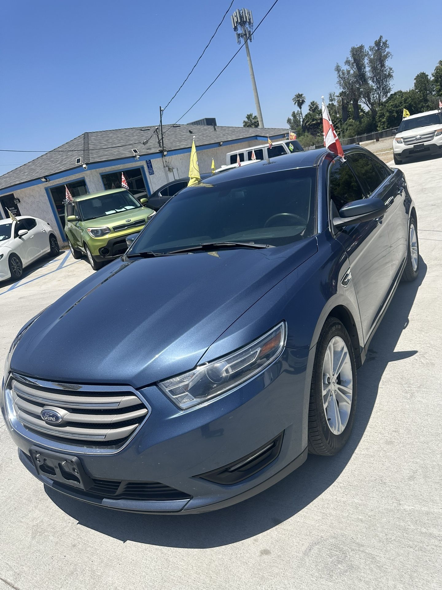 2019 Ford Taurus