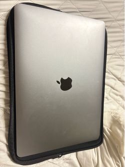 Mac book pro 2020 with Touch Bar