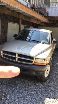2003 Dodge Dakota