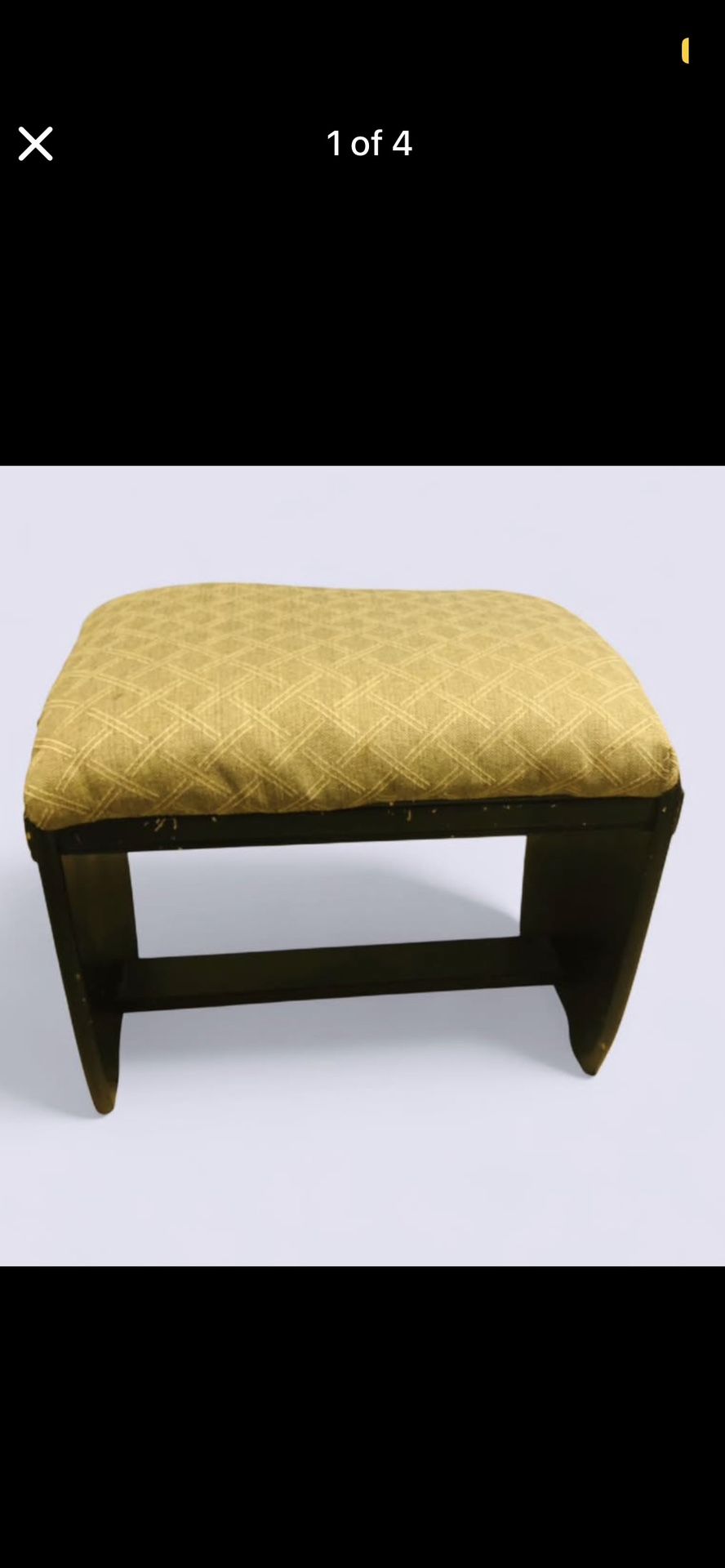 Vintage Wooden Stool – Rustic & Sturdy