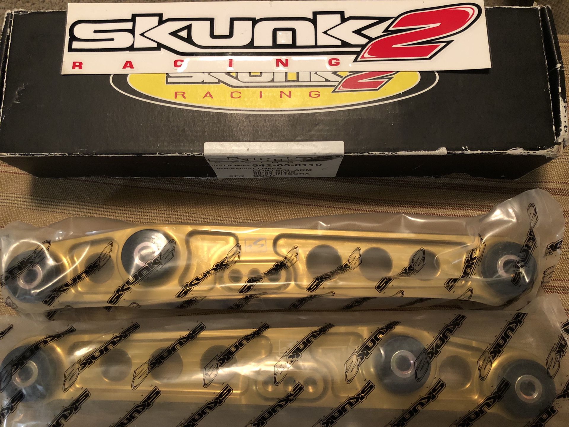 Skunk2 Lower Control Arms 88-95 Civic 90-01 Integra