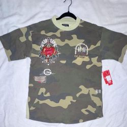 Gunzinii Denim & Co Graphic T-Shirt Camo Heart Dagger Size XS