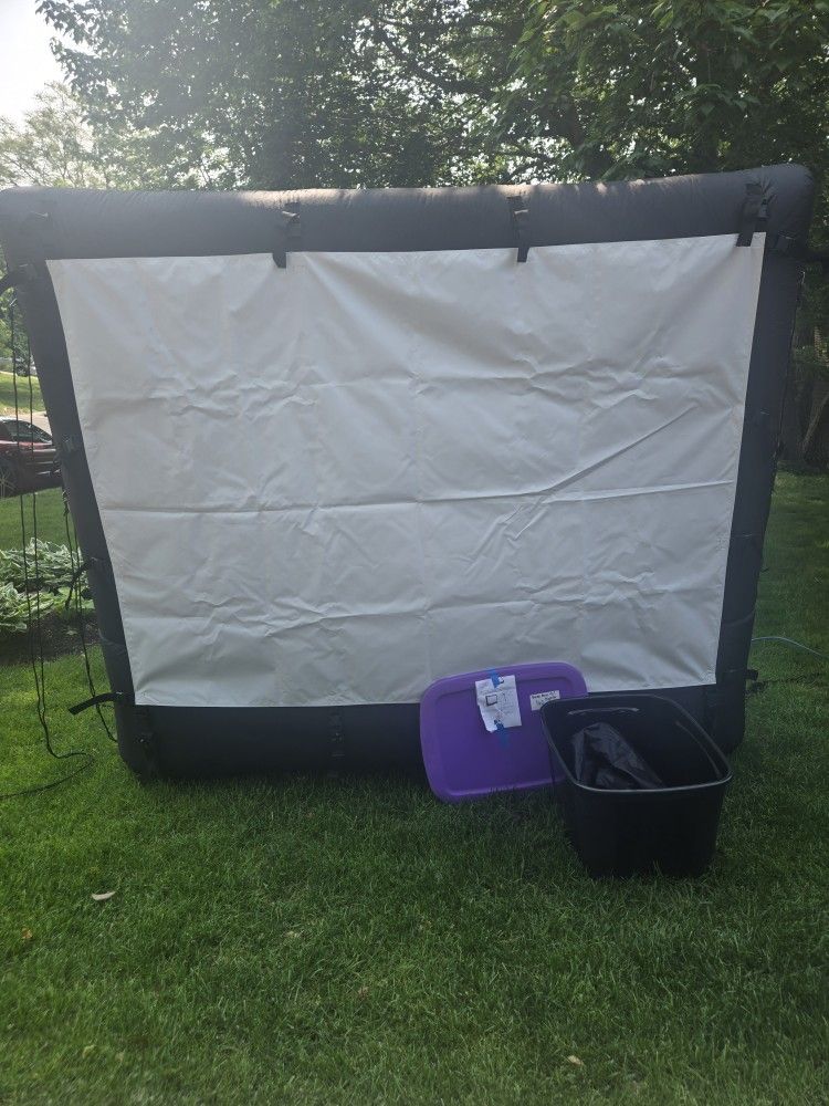 Inflatable Outdoor Projection Screen