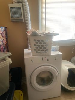 Portable electric dryer great for apartments