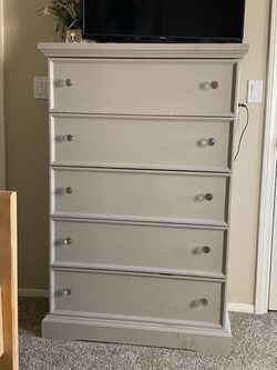 Moving sale dressers, full size bunk beds