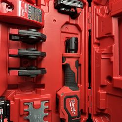 Milwaukee Press Tool