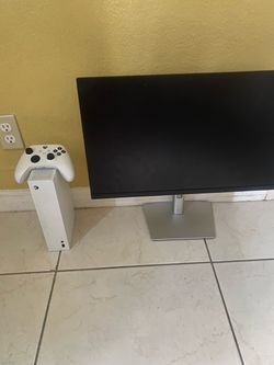 Dell P2422H with 512gb Xbox series s