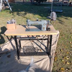 Singer Sewing Machine