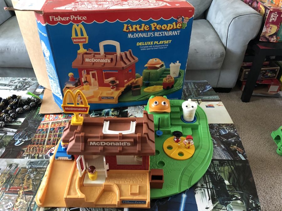 Vintage Fisher price little people McDonald’s restaurant playset