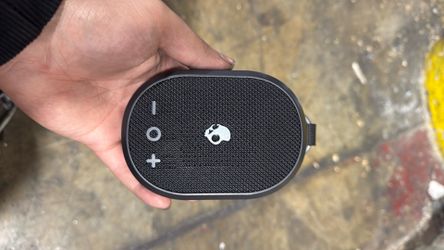 Skull candy speaker