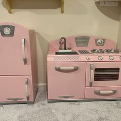 Play Kitchen 