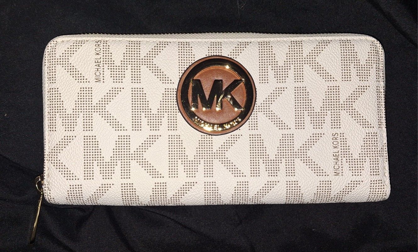 New, Michael Kors Fulton Zip Around Continental Wallet