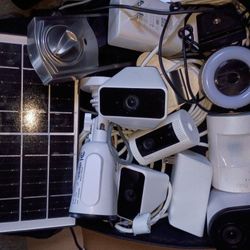 Security Cameras Bundle – Solar Panel Included