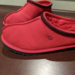 UGGs Size 6 Tasman Red