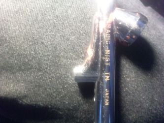 Airbrush guns
