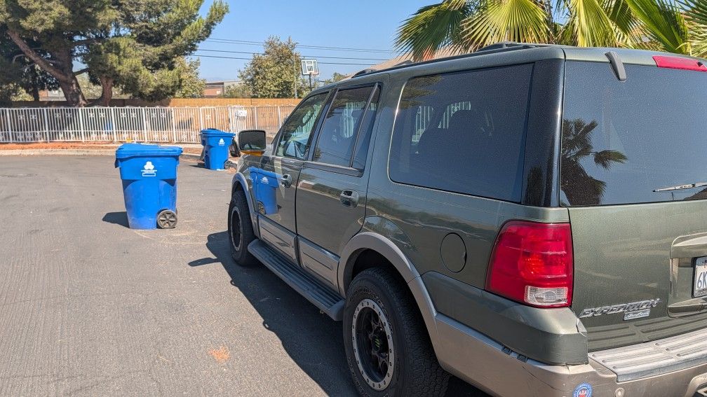 2003 Ford Expedition
