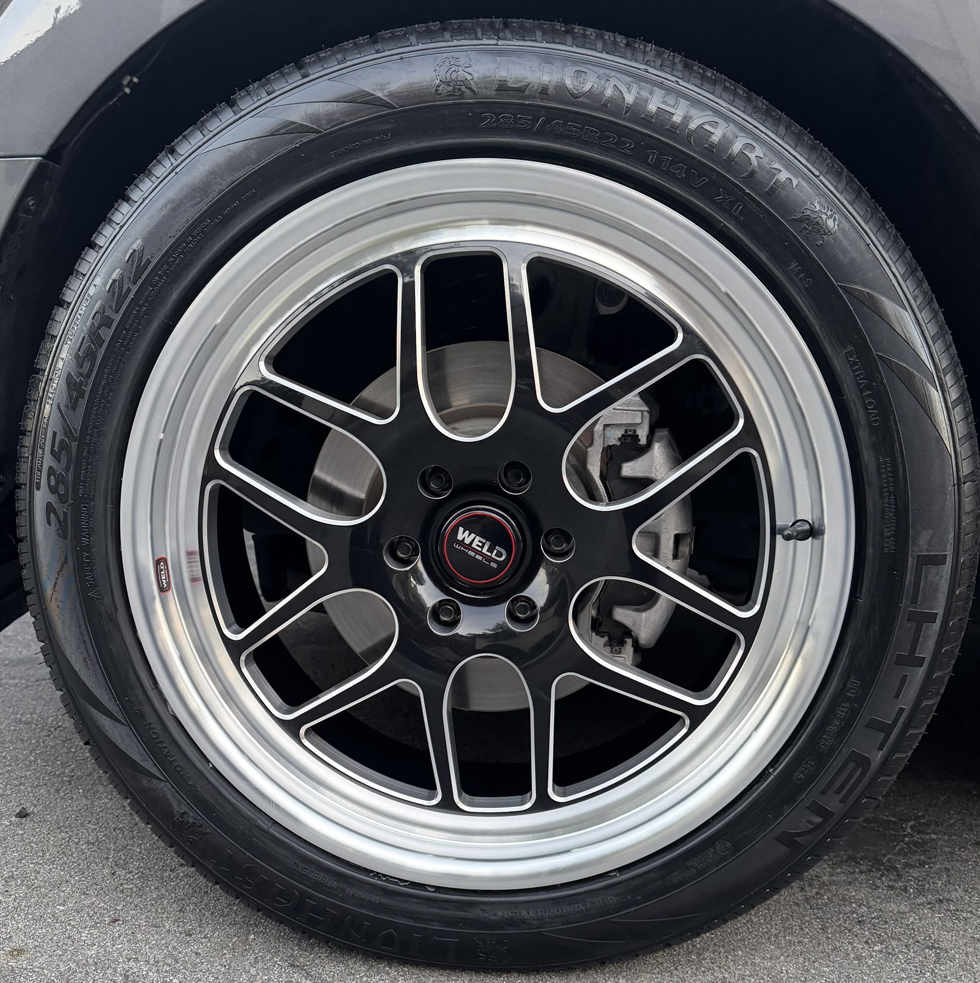 Weld Solana Black / Milled 22x9.5 6x135 Ford Fitment With 285/45/22 Tires  🔥🔥