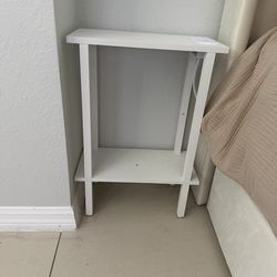 Night stand with plug