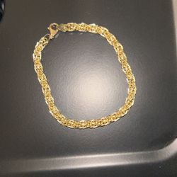 10k Gold Bracelet 