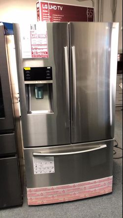 Fridge refrigerator Samsung 23 ft.³ stainless steel original price $2777 our price is $1975