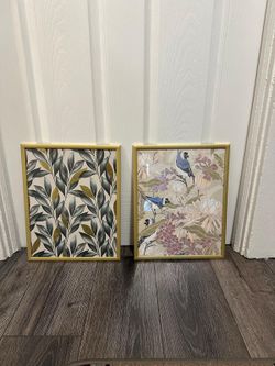 Set of 2 Wall Art 14.8” x 11.8” – Gold Frames