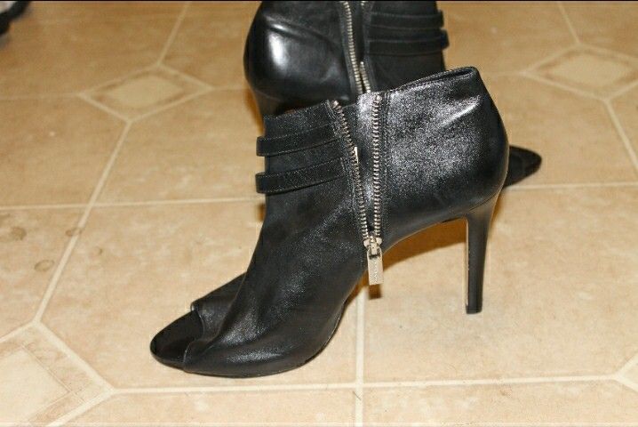 Michael Kors Size 10 Black Stiletto Heels