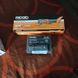 Ridgid 18v Brushless Multi Tool + Ridgid 18v Rechargeable Battery 