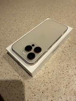 iPhone 14 Pro unlocked