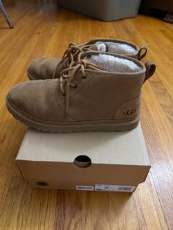 UGG Neumel Chukka Boots Size 10