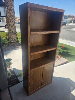 Oak Color Shelves