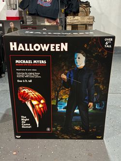 Michael Myers spirit of Halloween animatronic