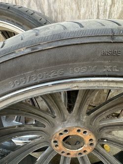 Universal 26-inch tire and rim